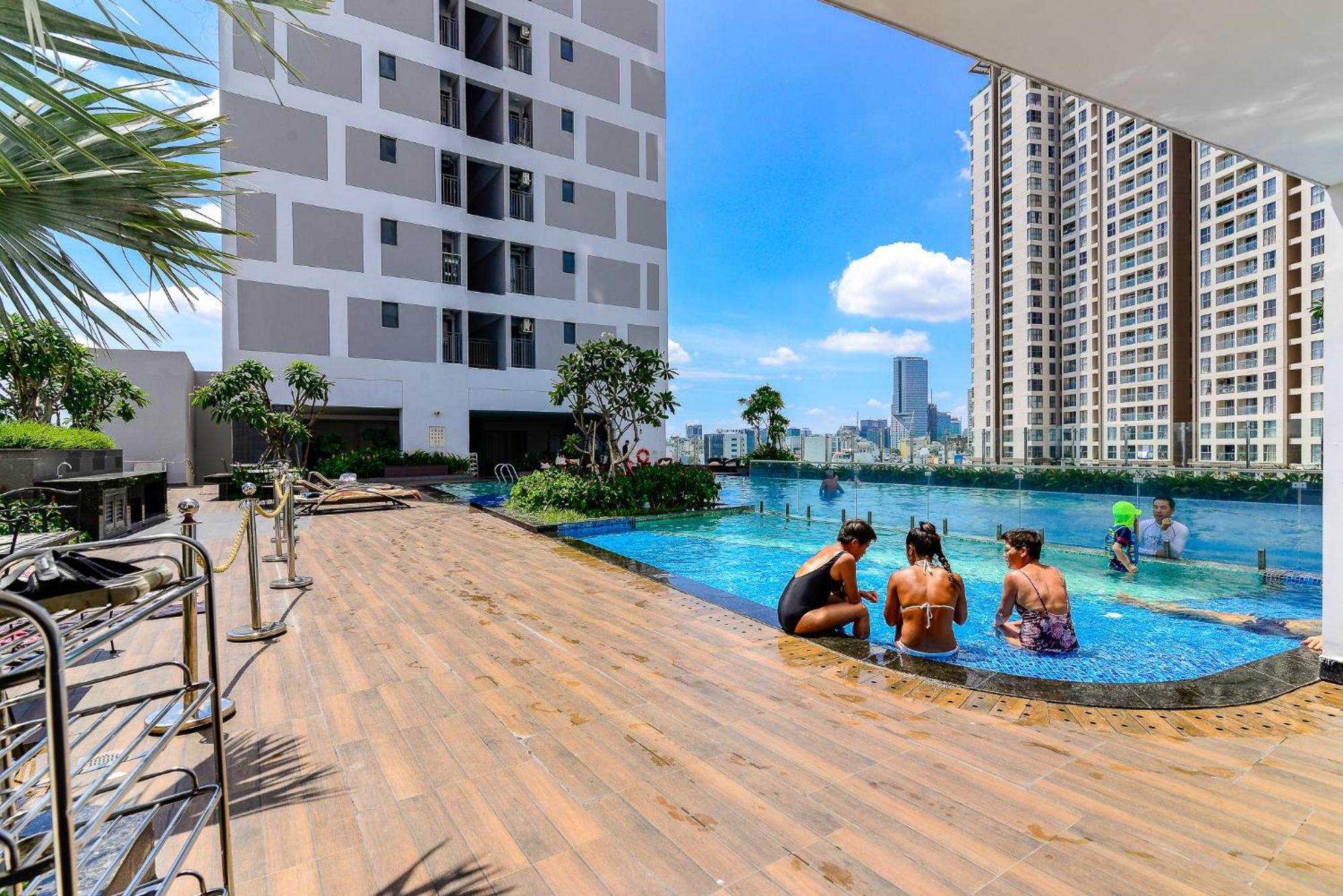 Saigon Banhada - Rivergate - Infinity Pool Ho Şi Min Exterior foto